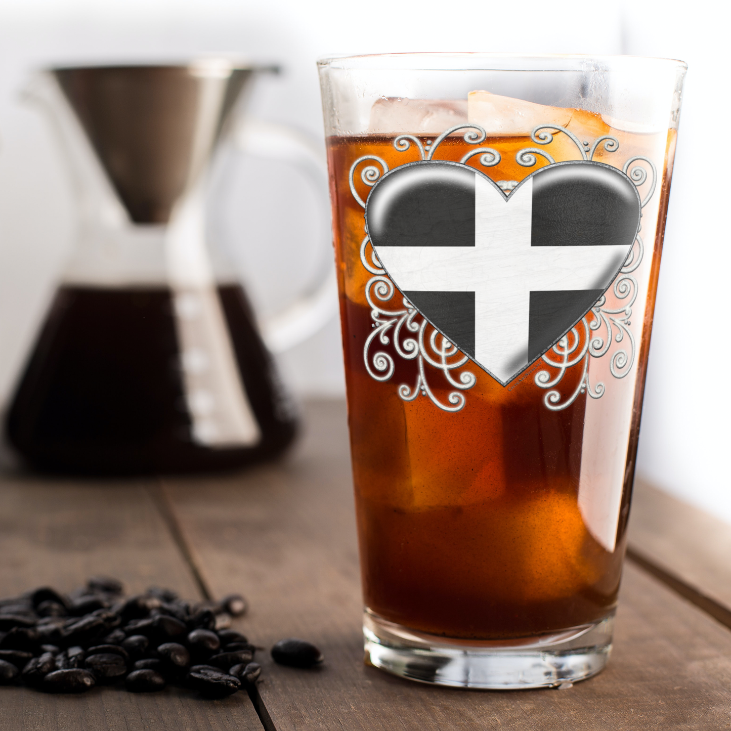 Cornish_Heart_Flag_Fancy_Pint_Glass_Pint_Glass_Iced_Coffee_Mockup.png