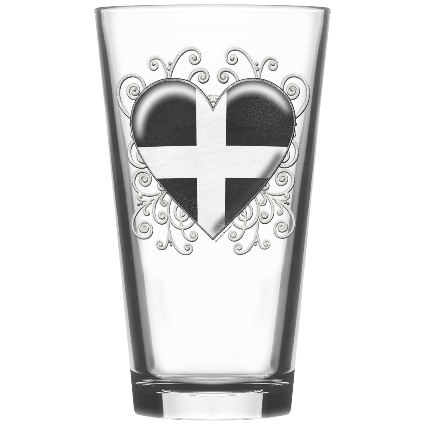 Cornish_Heart_Flag_Fancy_Pint_Glass_Pint_Glass_Main_Mockup.png