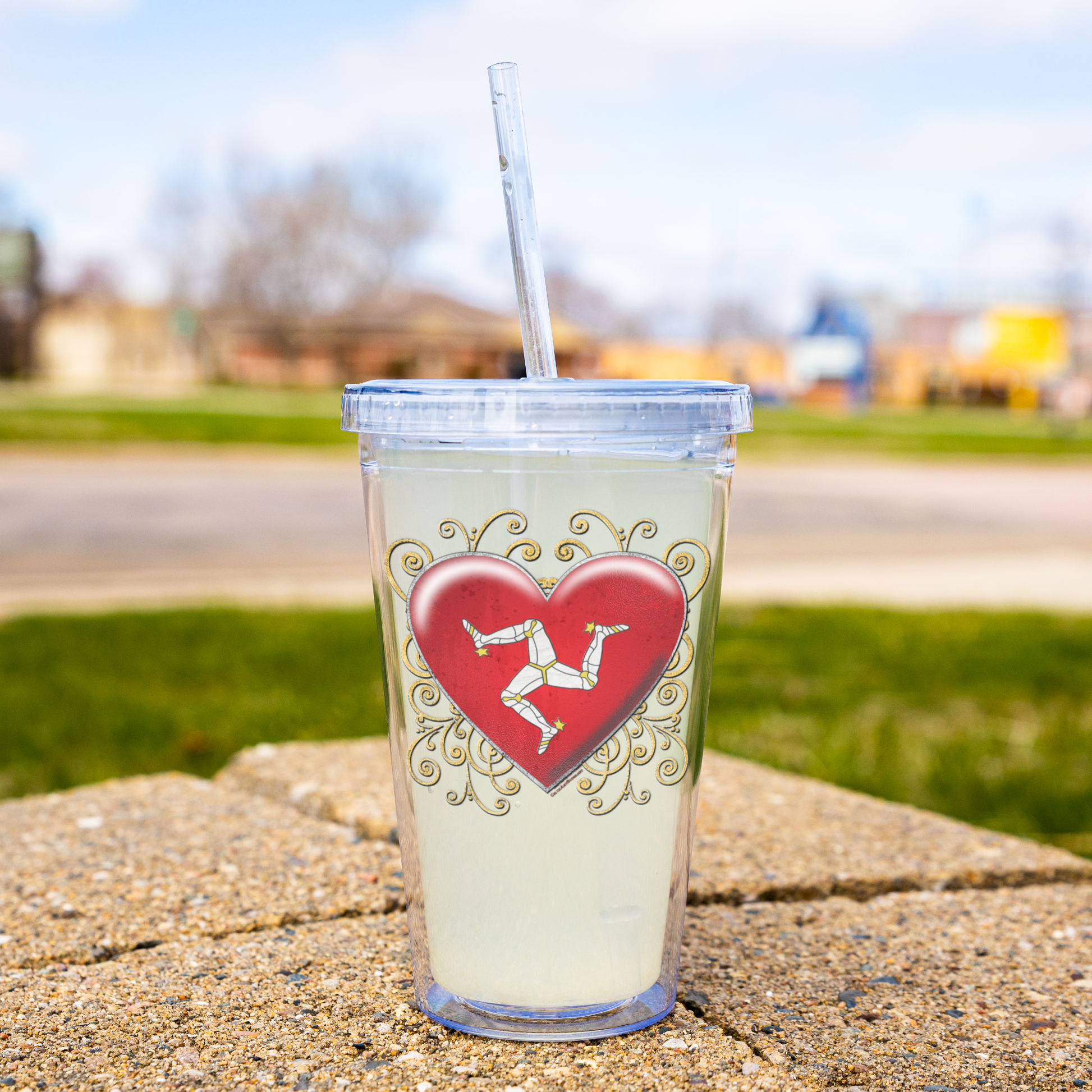 Manx_Heart_Flag_Acrylic_Tumbler_Acrylic_Tumbler_Lifestyle_Lemonade_01_Mockup.png
