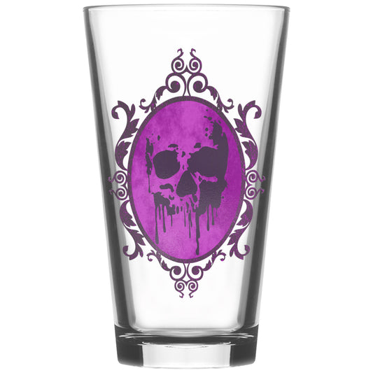 pirate,captain,wench,matey,scallywag,jolly roger,skull,cross bones,skeleton,kraken,tall ship,crew,sea dog